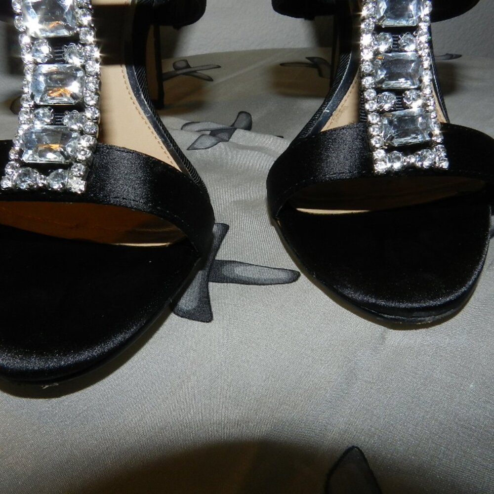 Jewel by Badgley Mischka Henderson Heels Black Satin Size 6 Crystal Rhinestone - Picture 5 of 16